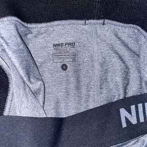 Nike cropped leggings
